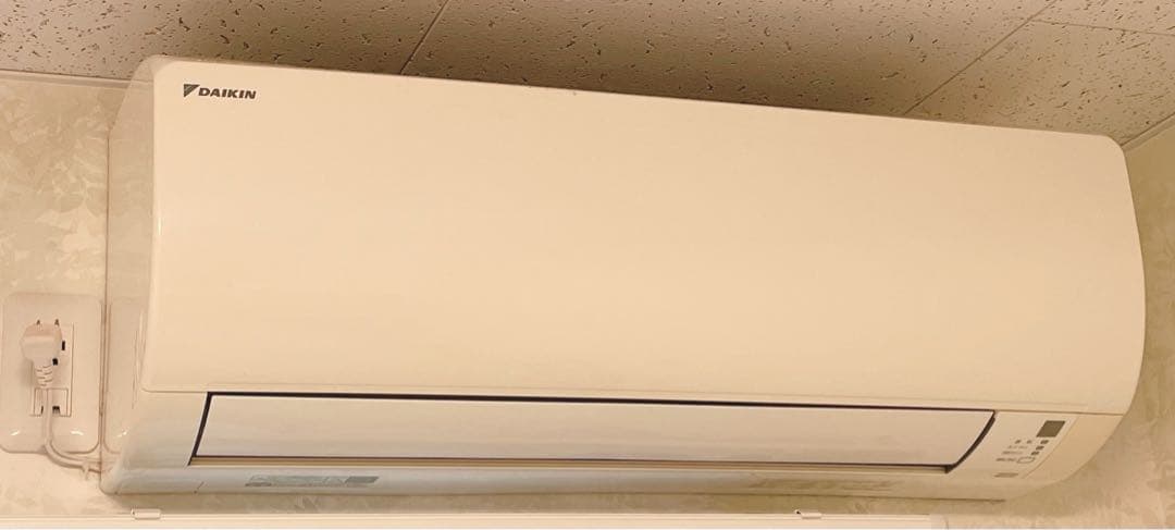 引き取り歓迎 DAIKIN ダイキン ルームエアコン 6畳 F22UTES 格安