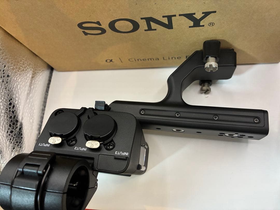 ③SONY Cinema Lineハンドルユニット同包　FX30