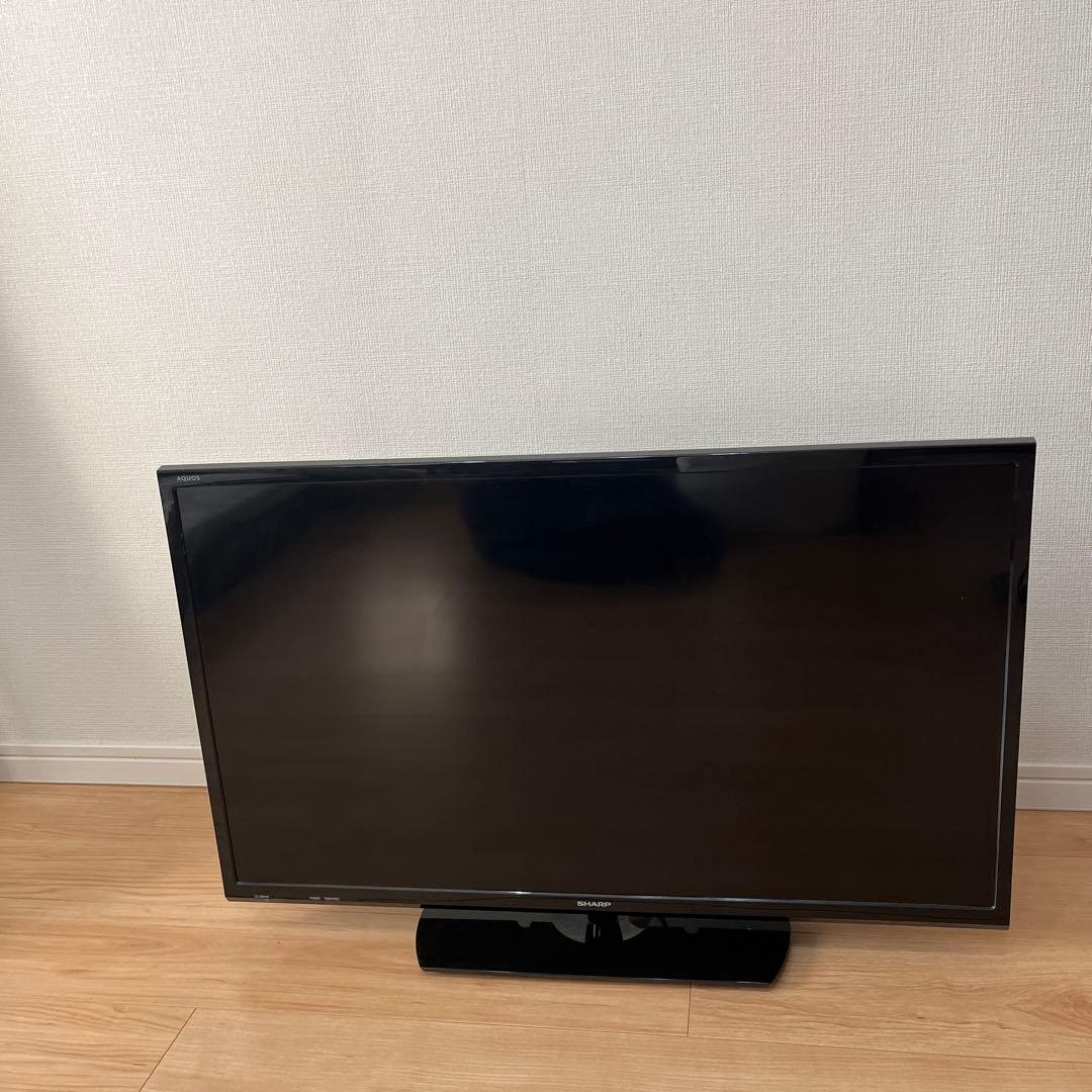 SHARP　AQUOS　32型テレビ　2016年製