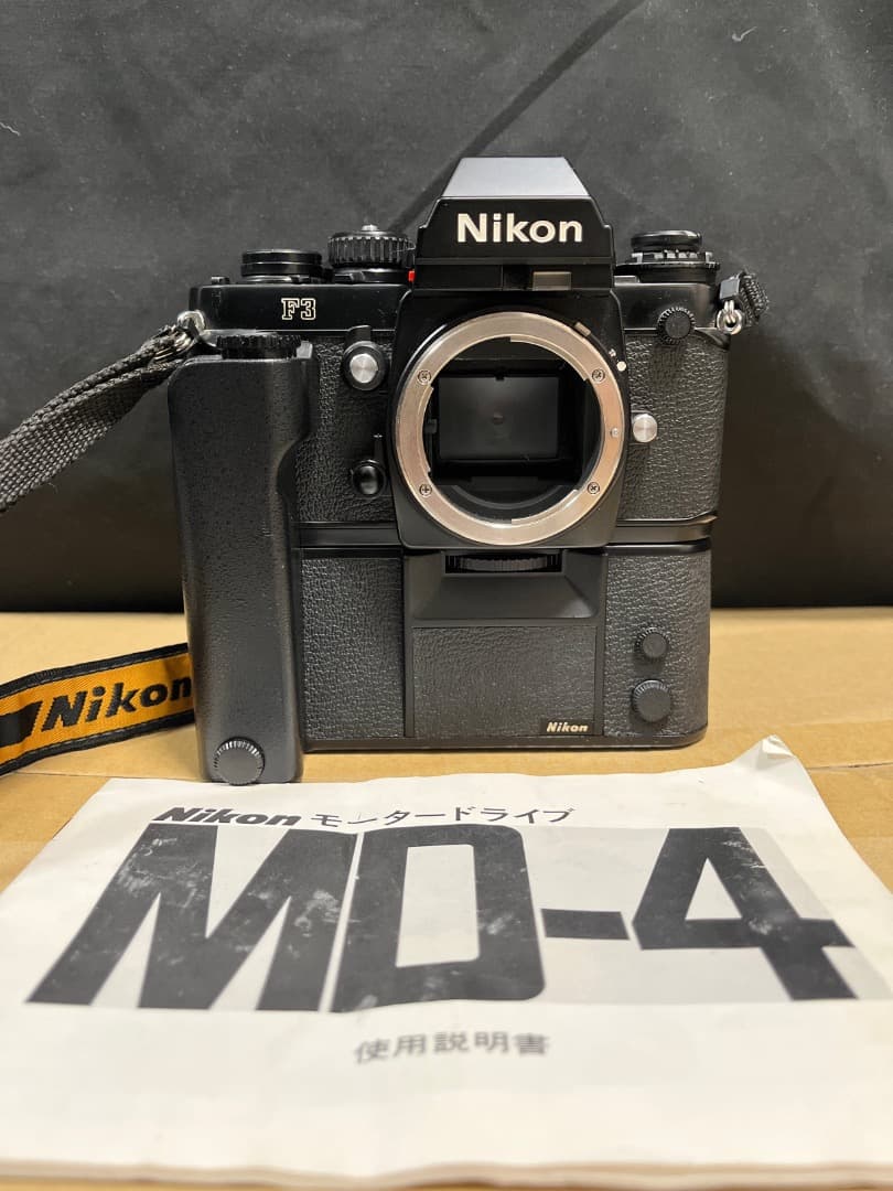Nikon ニコン F3 一眼レフ フィルムカメラ ボディ MD-3 説明書付き
