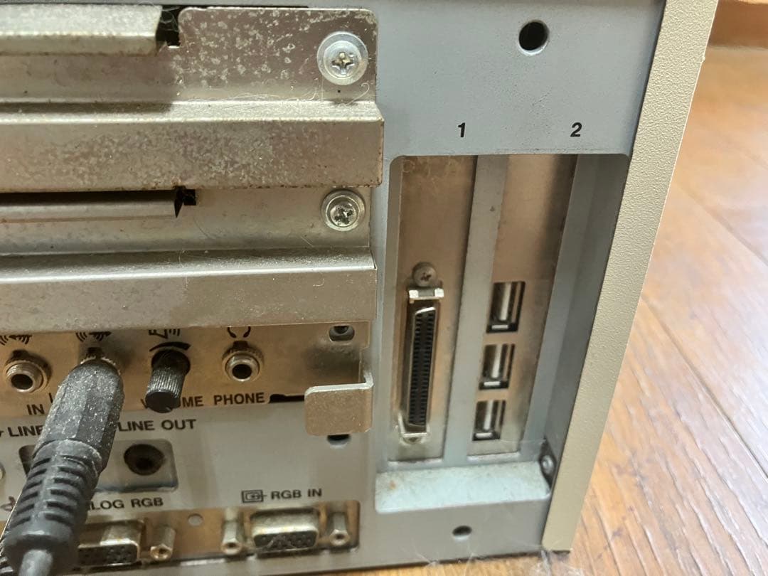 ジャンクですが起動します　NEC PC-9821Xa13 付属品多数
