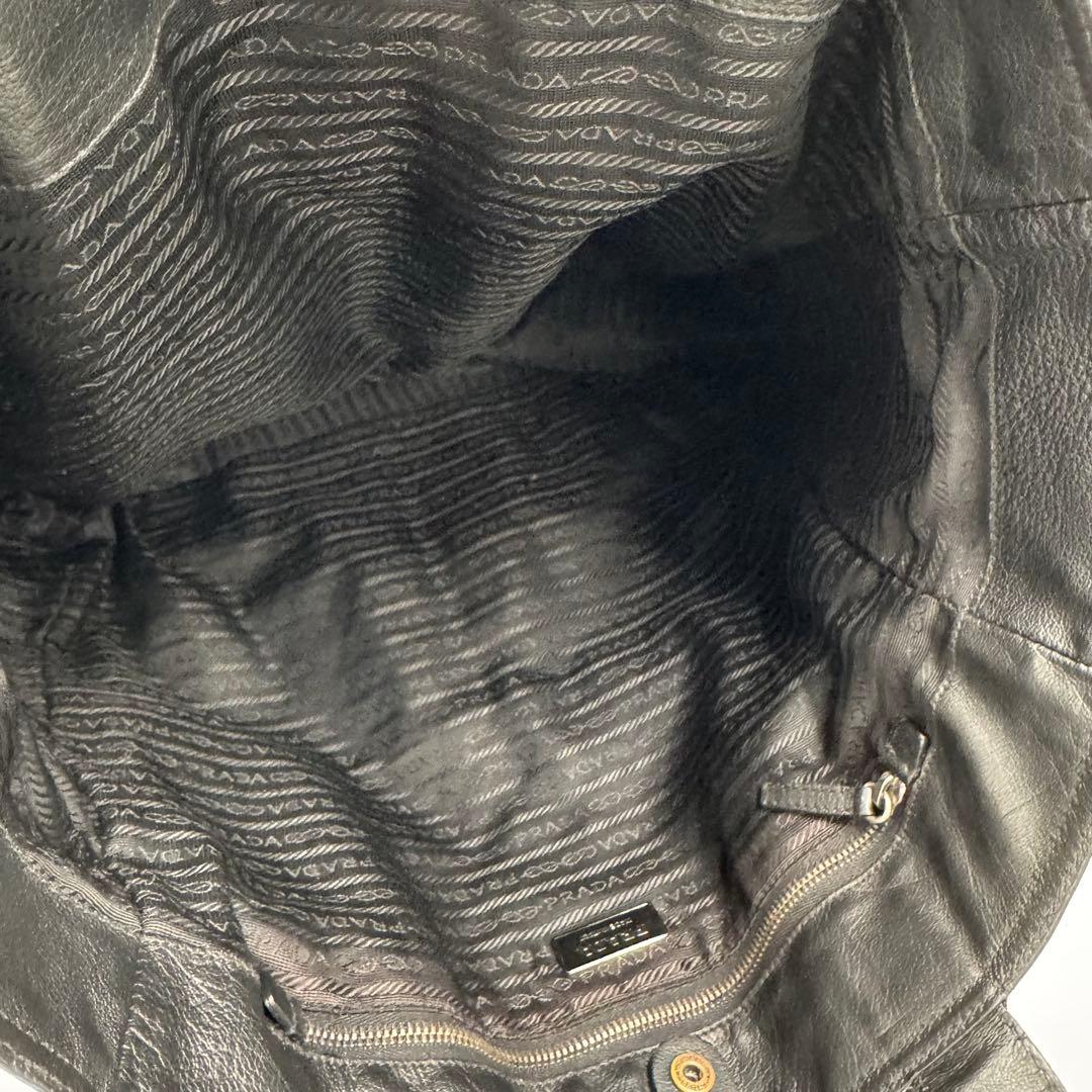 PRADA プラダ 大きめ レザー トートバッグ ショルダーバッグ ブラック