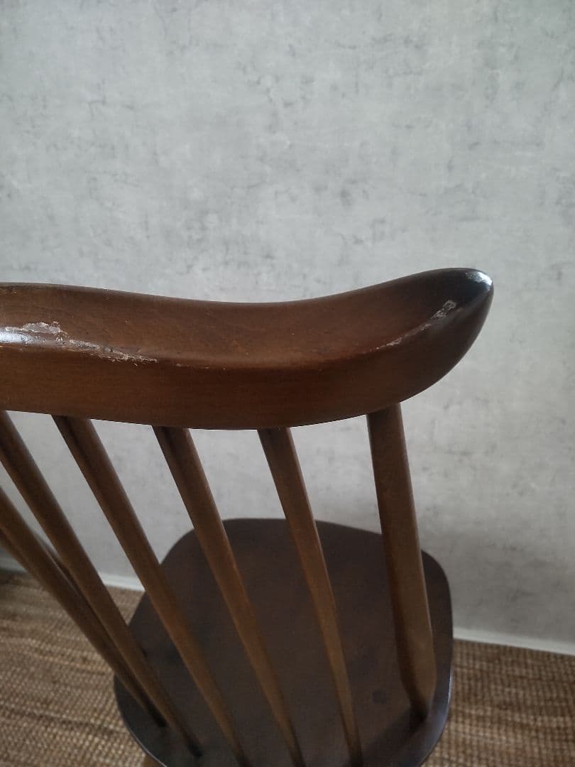 アーコール　ゴールドスミスチェア