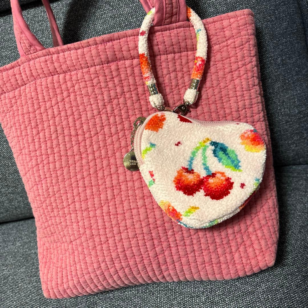 新品フェイラーハート型チェリー柄ポーチandバッグセットお買い得！