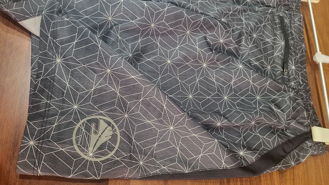 レア Nike ジャージ上下セット 幾何学模様 富士山 ロゴ