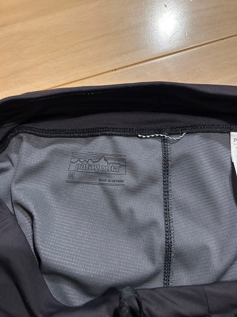 patagonia ウィメンズ・ウインド・シールド・パンツ Mサイズ　Black