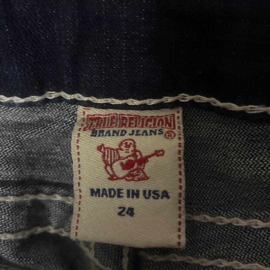TRUE RELIGION ラインストーン付き　ダークブルーデニムパンツ