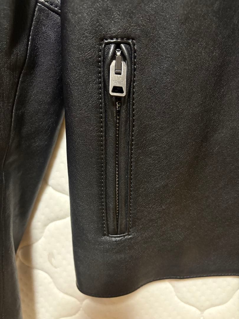 ブラックレザージャケット COACH保管袋付き