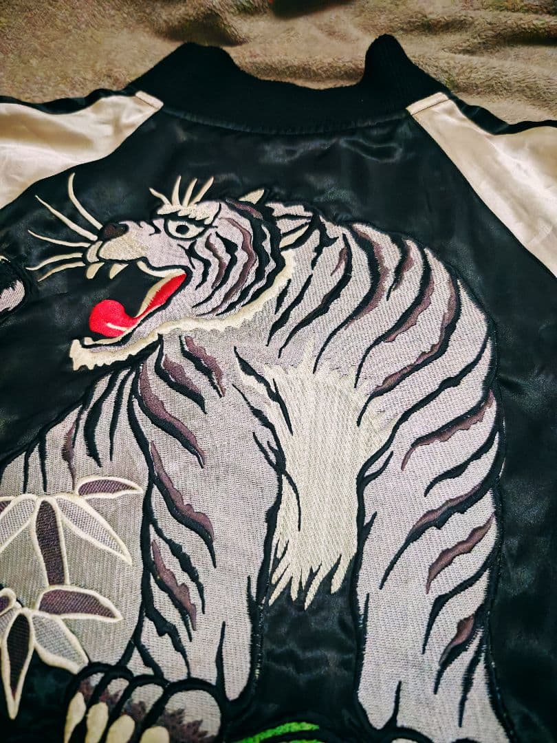 VOMANIE 日本限定 虎 サテン スカジャン big size 珍品