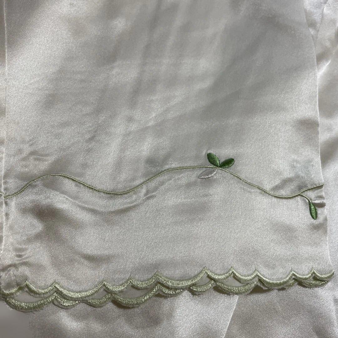 テ*)様 ワコール　シルク　絹　パジャマ　刺繍　ケセラ　花柄