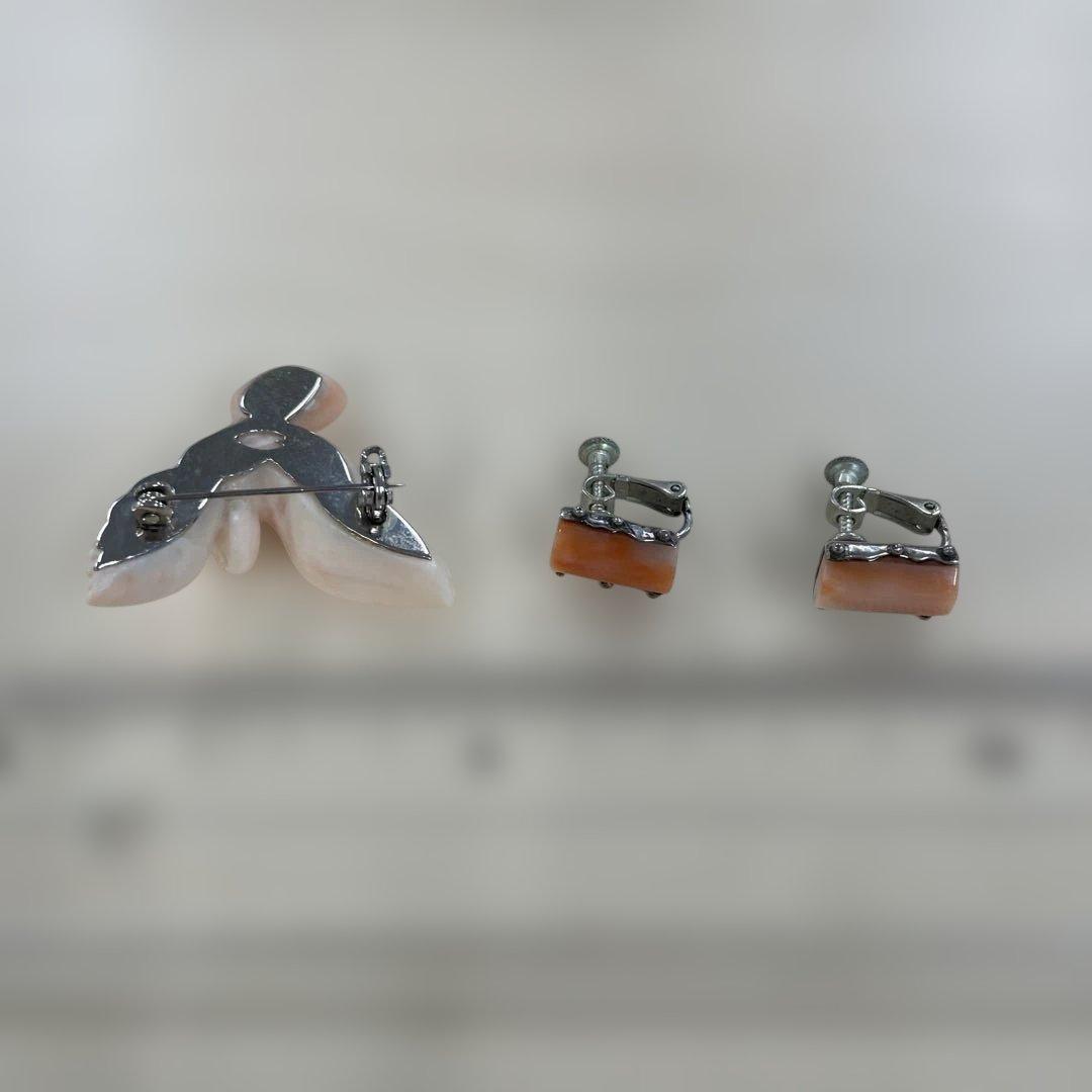 未使用　珊瑚　サンゴ　鳩の形状ブローチ ピンク珊瑚　イヤリング　淡いピンク