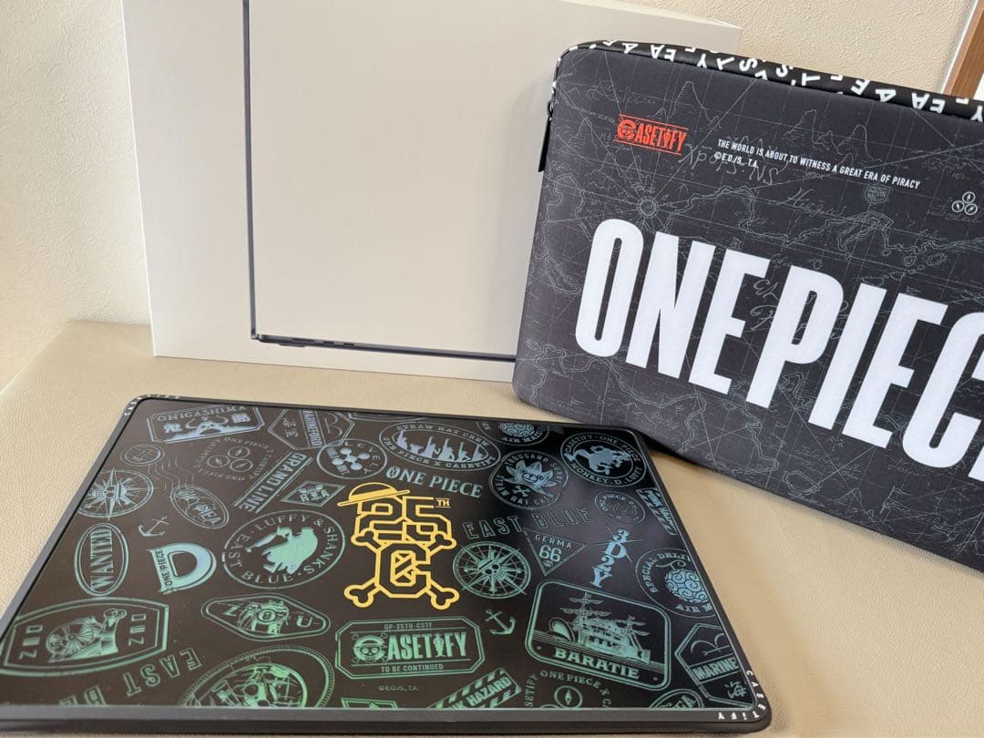 MacBookAir 15インチのカバーとケース