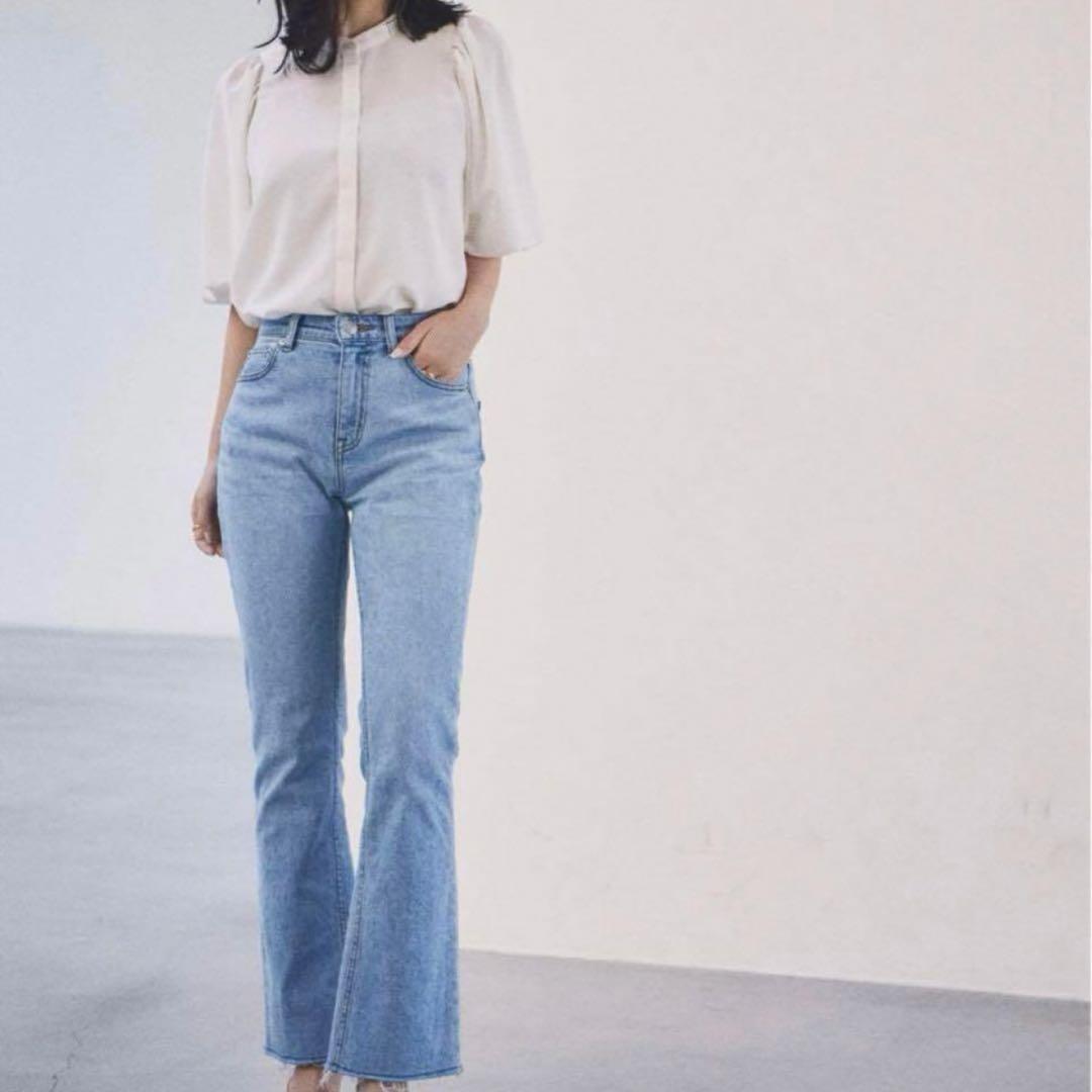 anuans セミフレアカットオフデニムパンツ