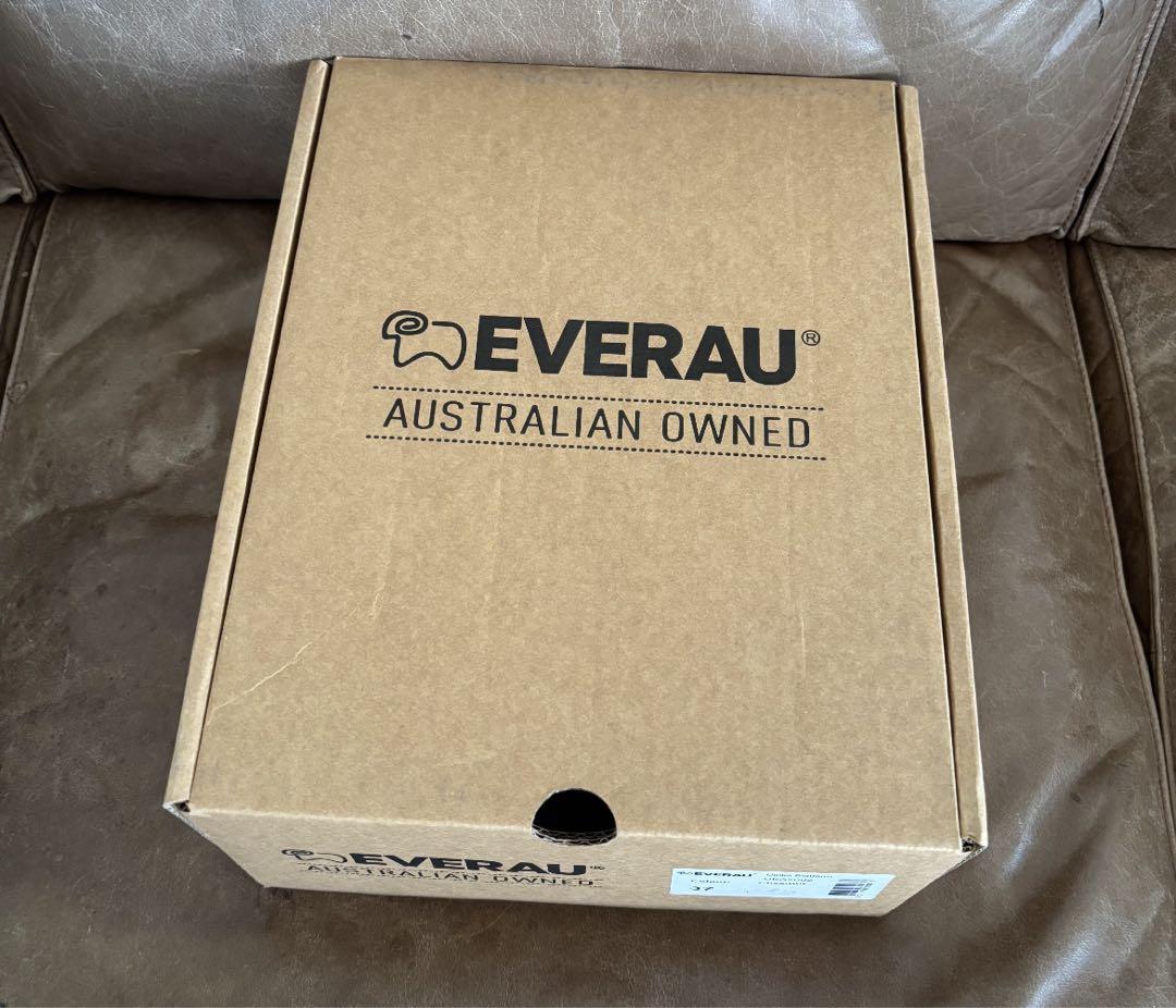 UGG エクスプレス　ムートンブーツ　EU37 22〜22.5cm向け