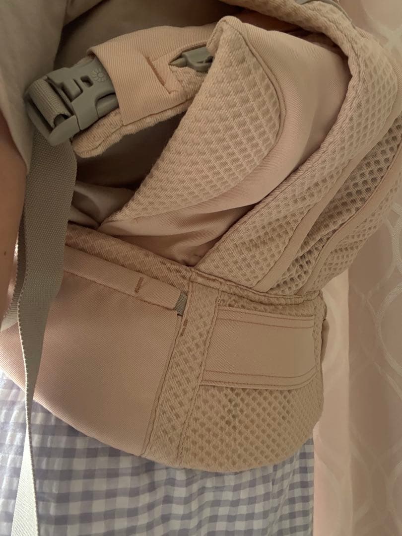 値下げ ergobaby エルゴベビー オムニブリーズ 抱っこ紐 メッシュ