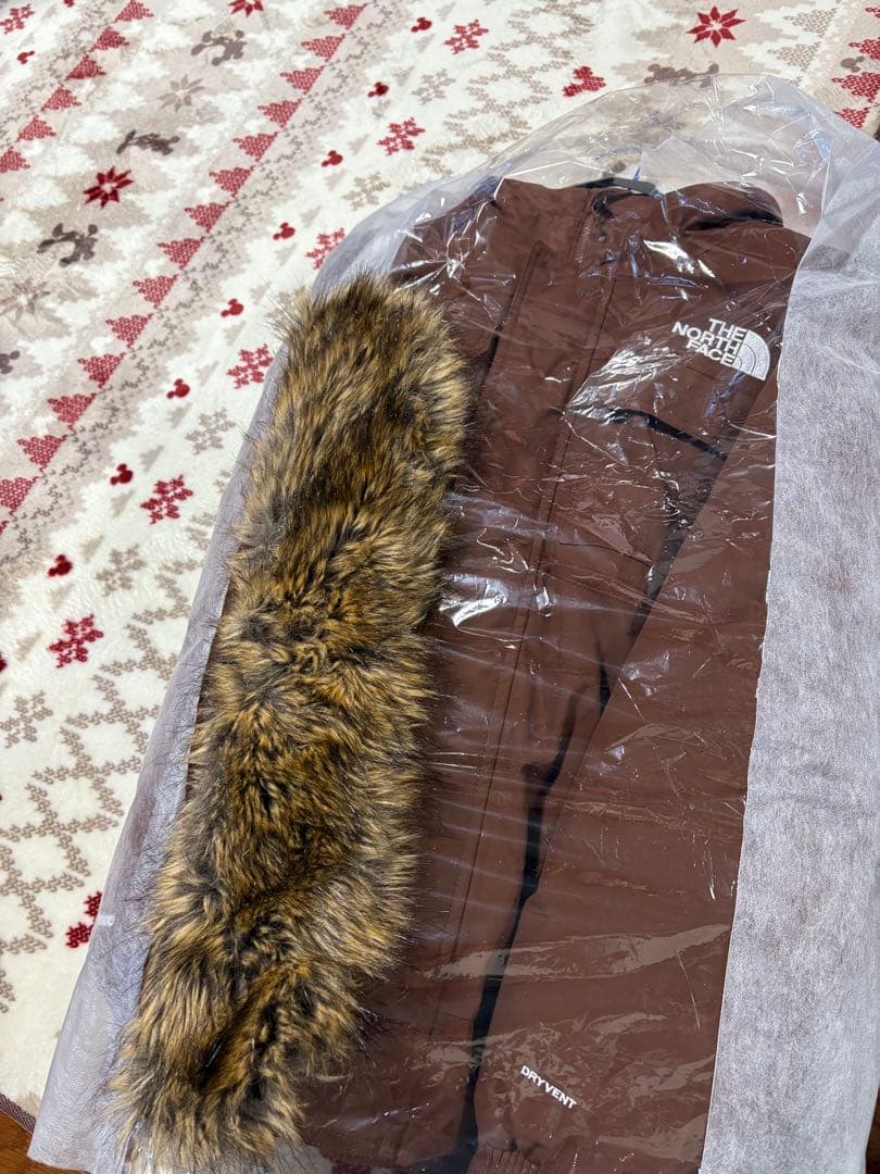 THE NORTH FACEノースフェイス　ダウン ファー付き　ドライベント　L