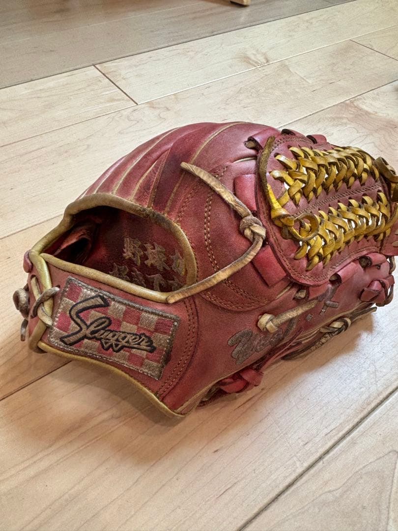 スラッガー　野球グローブ　内野用