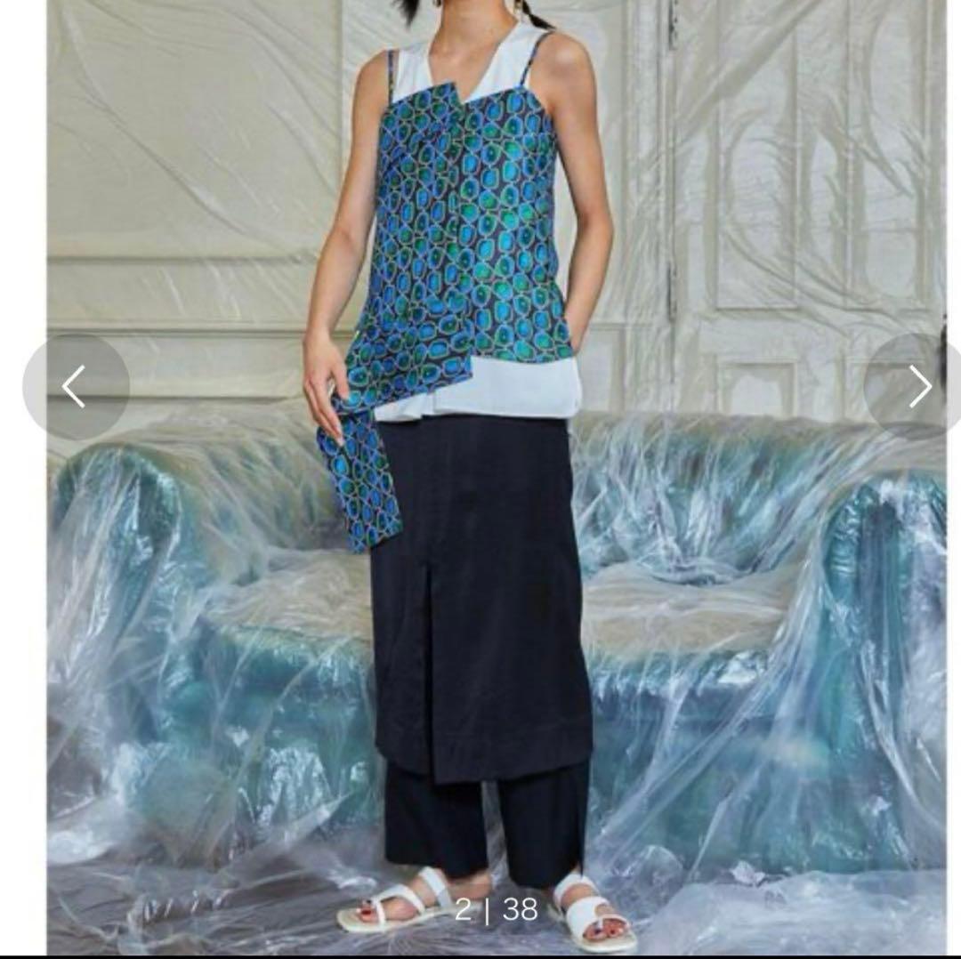 極美品 UN3D. グラデーションジオメトリックキャミソール F 洗える