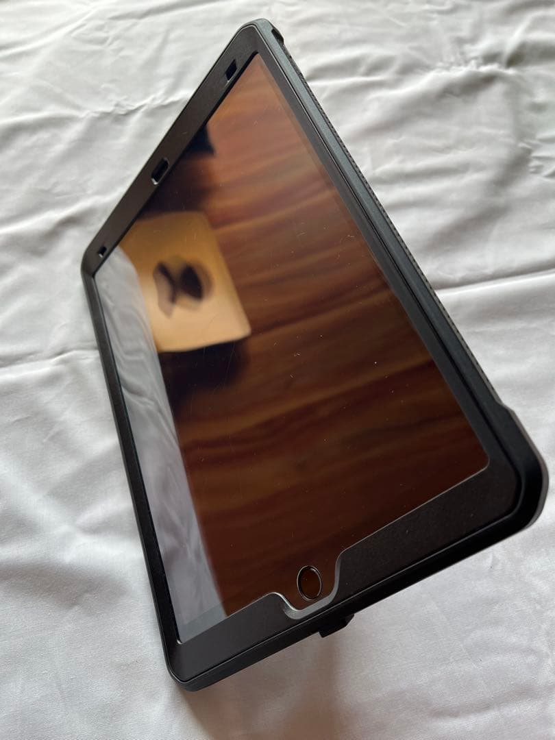 Amane Apple iPad 第9世代 スペースグレー　64G