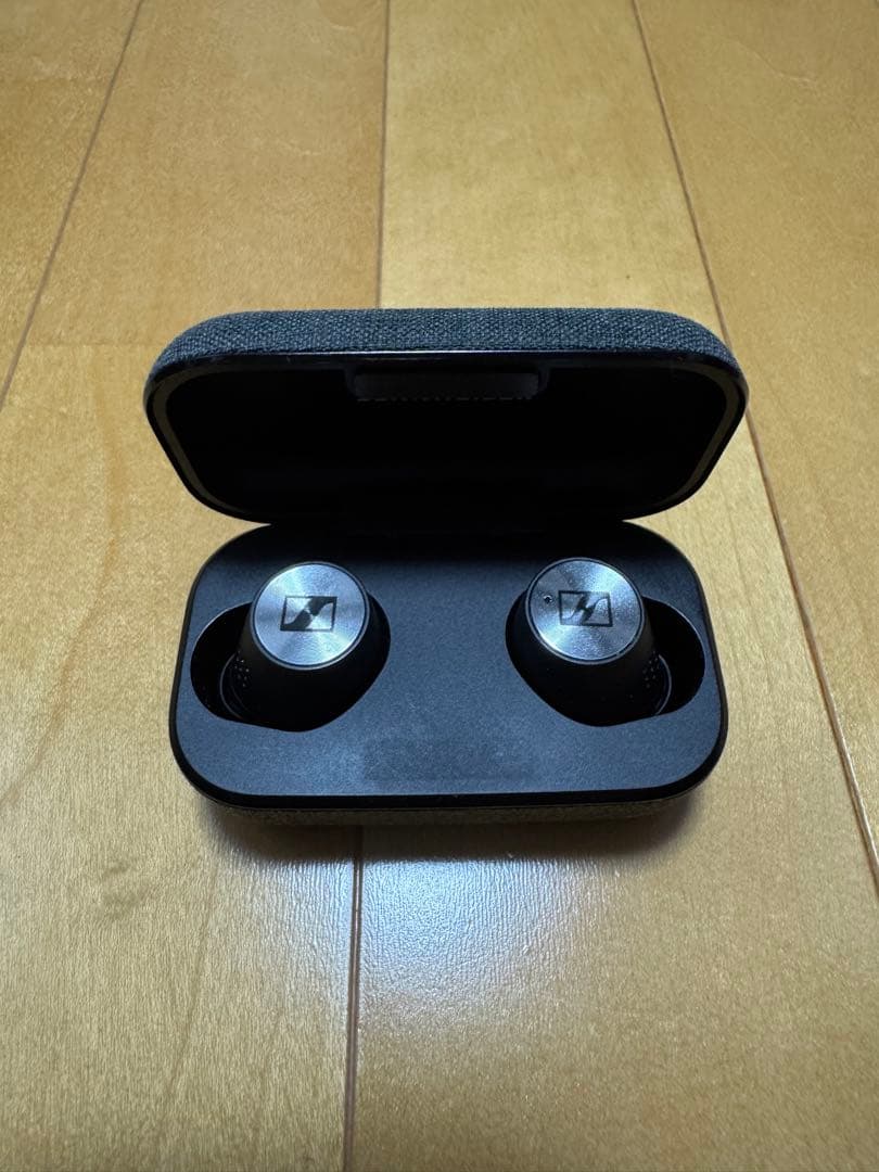 イヤホン Sennheiser MOMENTUM True Wireless