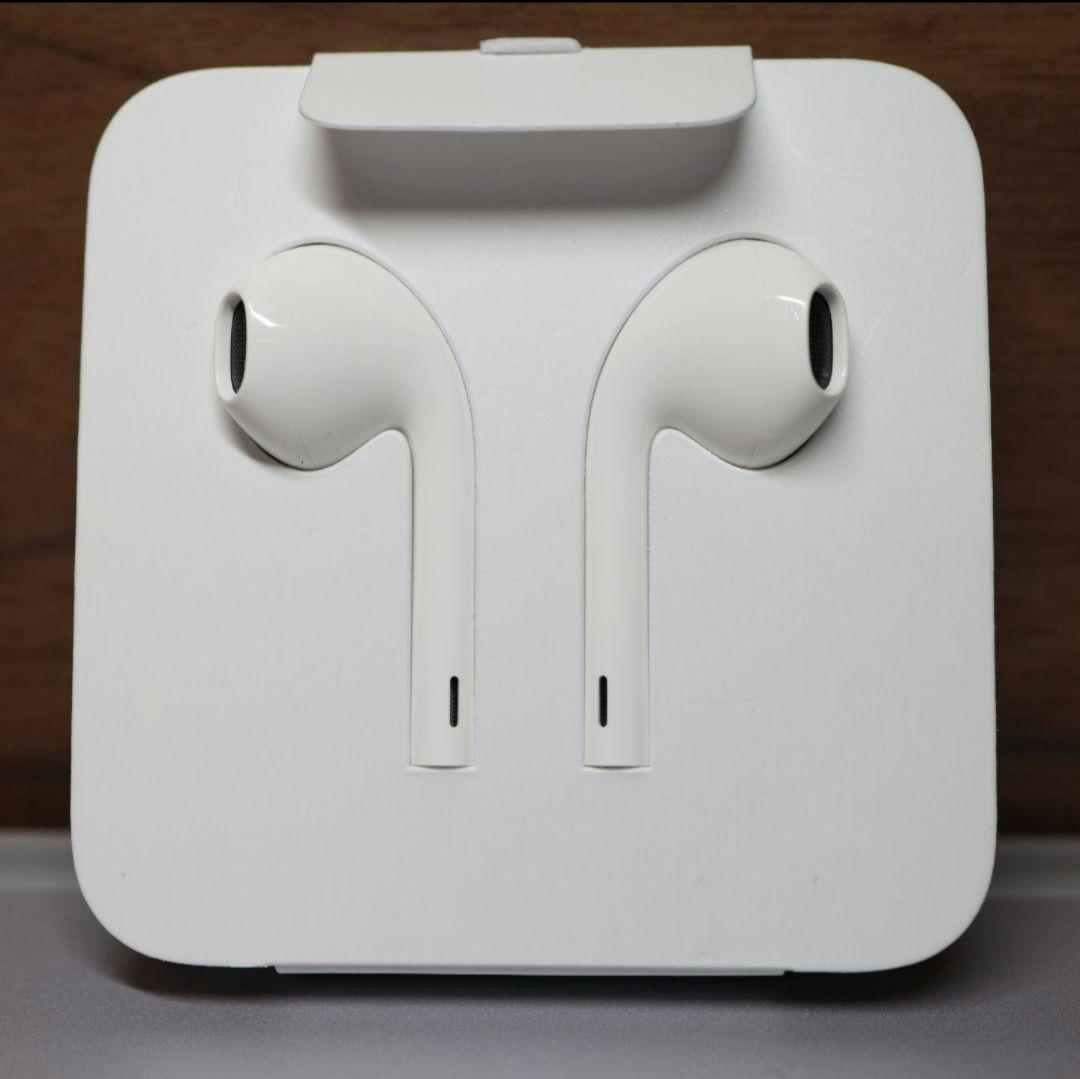 よしこ 新品アップル純正イヤホン＆20w充電器
