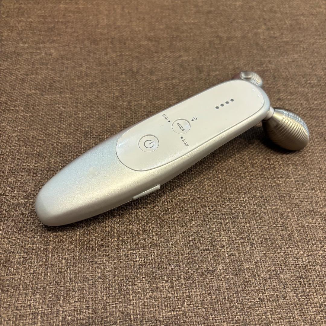 medicube メディキューブ AGE-R EMS ダーマショットスタンド付き