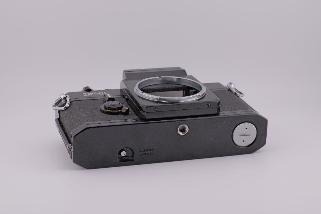 Canon F-1 前期型 + FDレンズ3本