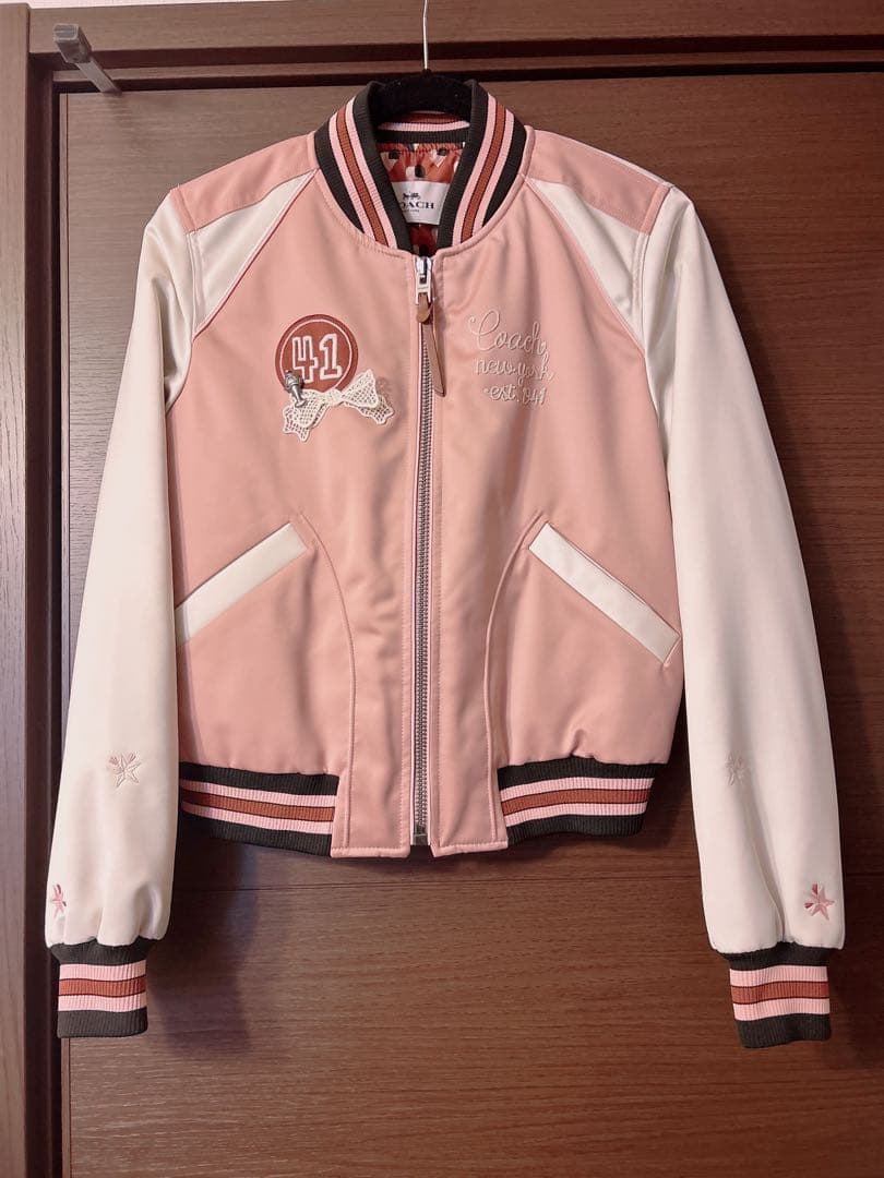 コーチ　スタジャン　S