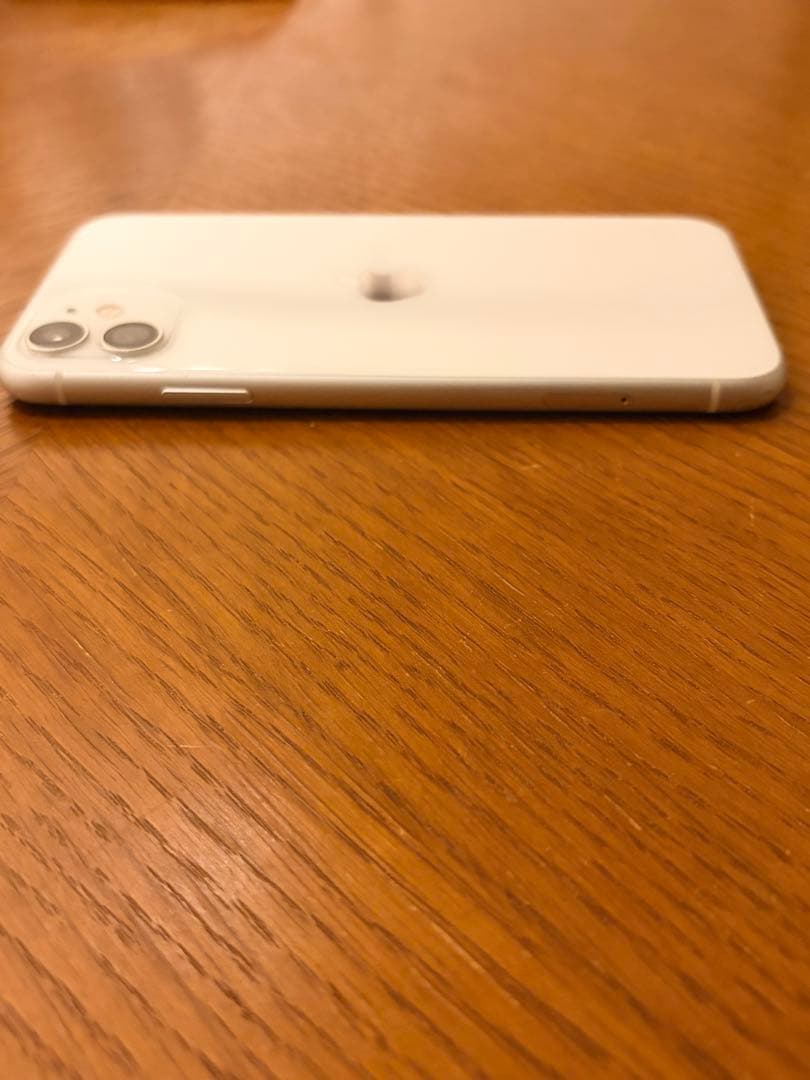 iPhone11 128GB 本体 ジャンク品 ホワイト