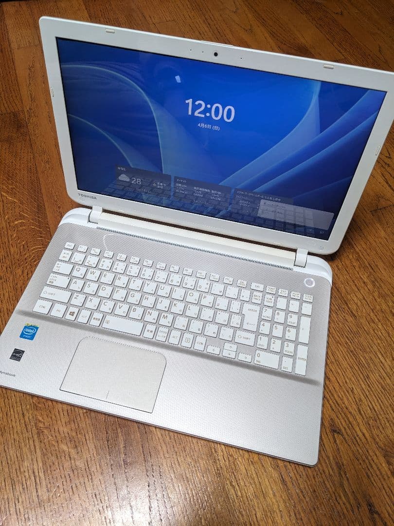 最終値下げ/美品✨️Dynabook/x40/シャンパンゴールド