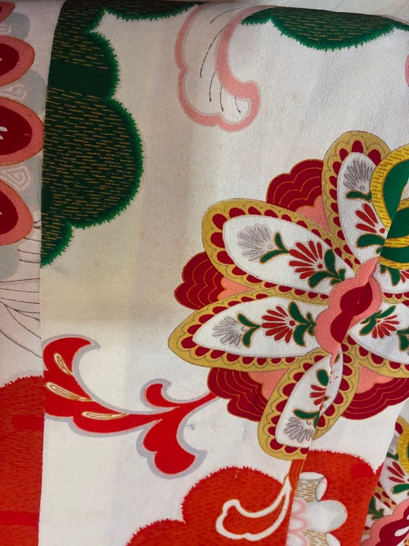 3歳七五三 古典柄レトロ着物と総絞り被布セット