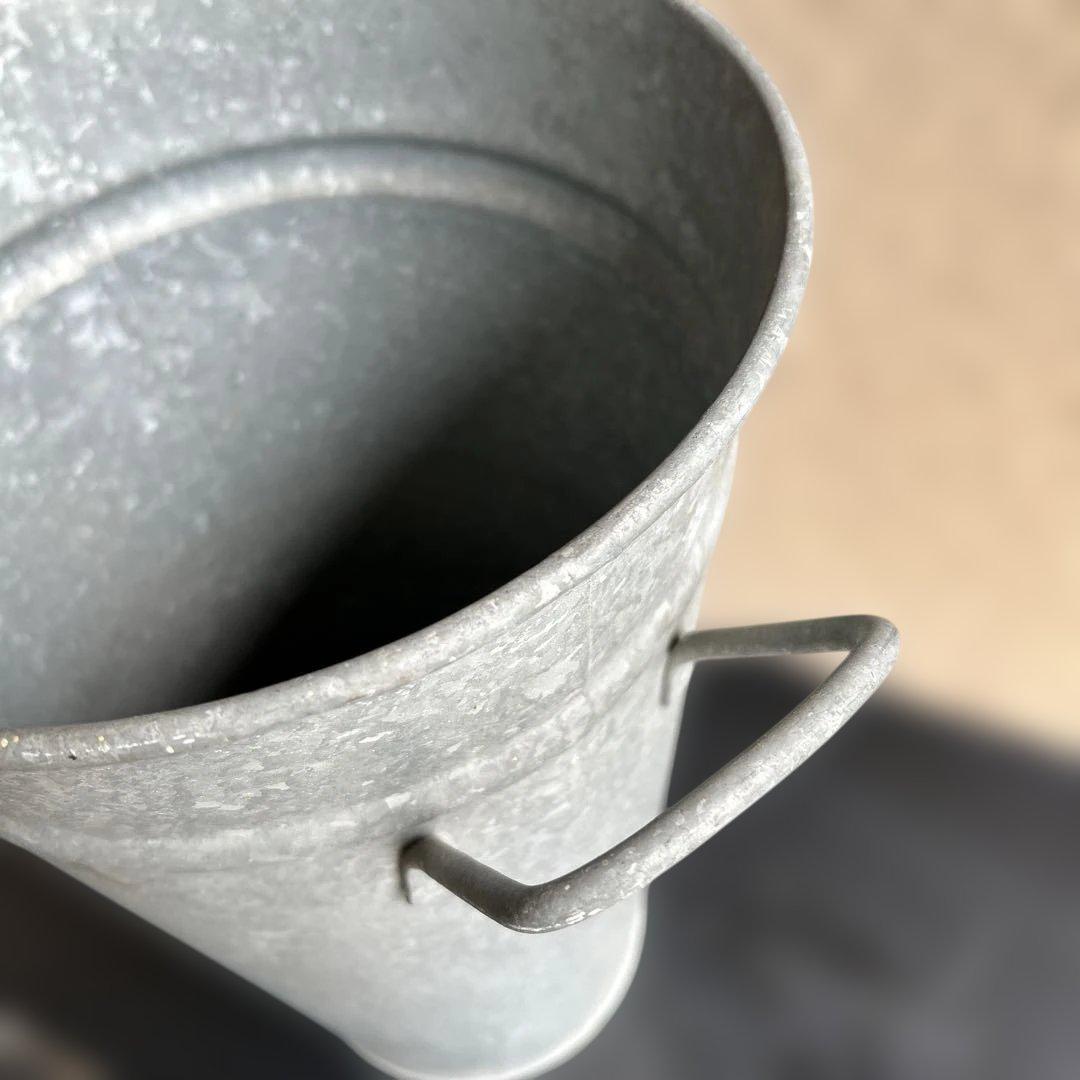 フラワーバスケット　傘立て　亜鉛メッキ　ブリキ