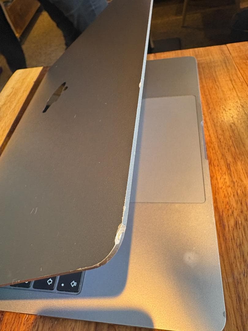 MacBook本体 MacBookPro2019 13inch 2.4Ghz