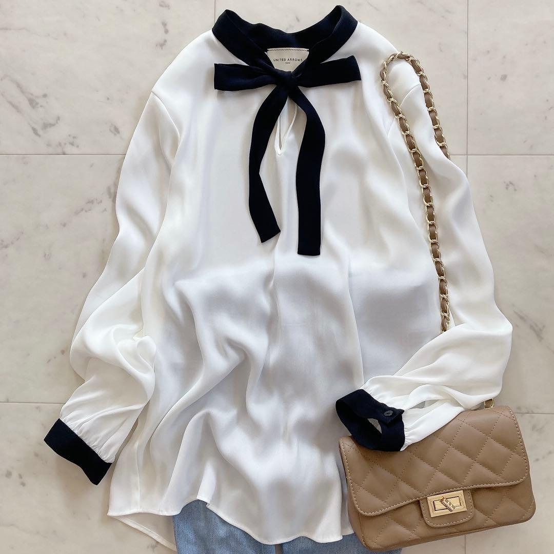 極美品　ユナイテッドアローズ　サテンバイカラー　ボウタイブラウス　とろみブラウス