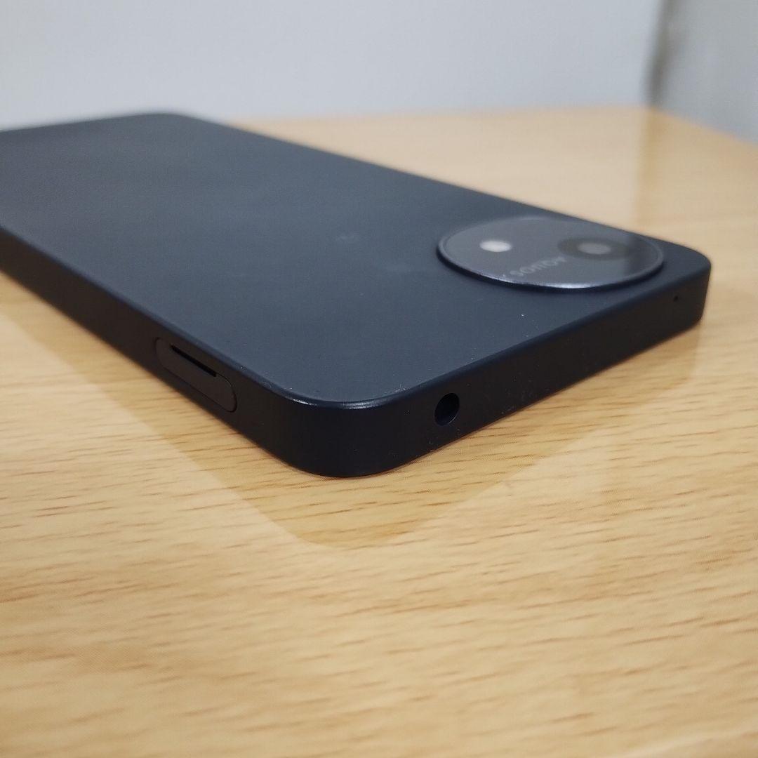 通*じ様 スマホ　AQUOS wish 4　バッテリー良好　A403SH a33