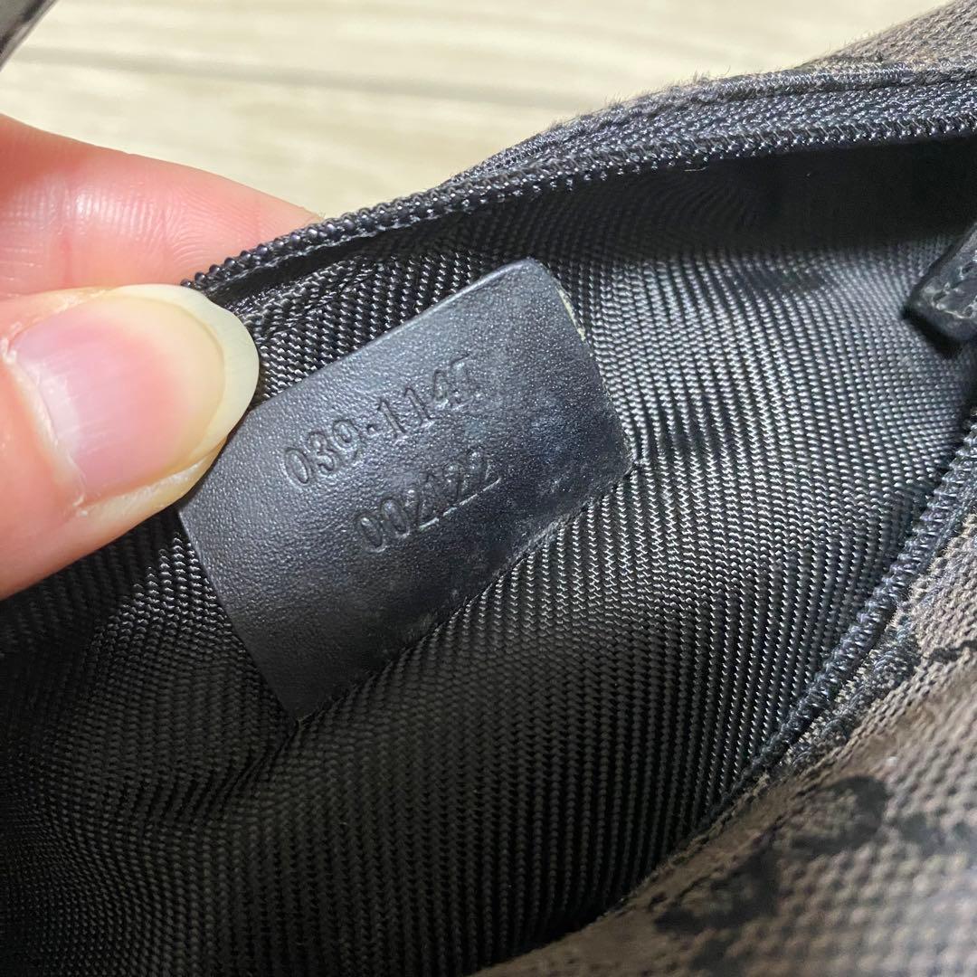 高級　人気　GUCCI ハンドバッグ　アクセサリーポーチGG