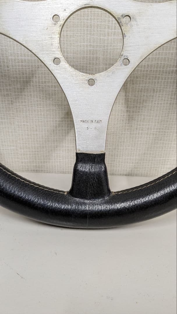 モモ　momo ジャッキースチュワート　ステアリング 旧車　約35π　当時物　太