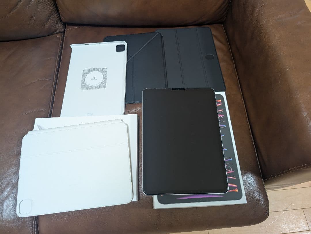 11インチiPadpro512GBsimフリーキーボードPITAKAPencil