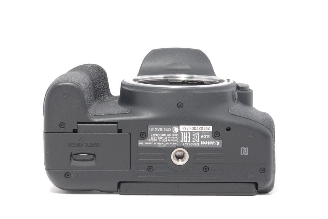 【極美品】Wi-Fi搭載　Canon kiss X8i　バイアングル液晶