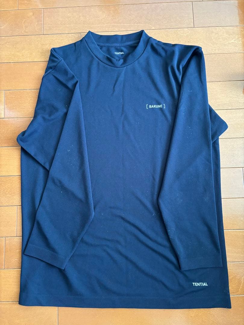 TENTIAL BAKUNE 長袖パジャマ Mサイズ