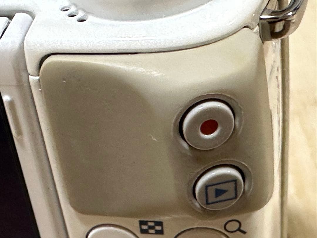 Canon EOS M3 ミラーレスカメラ 超広角ズームレンズ付き