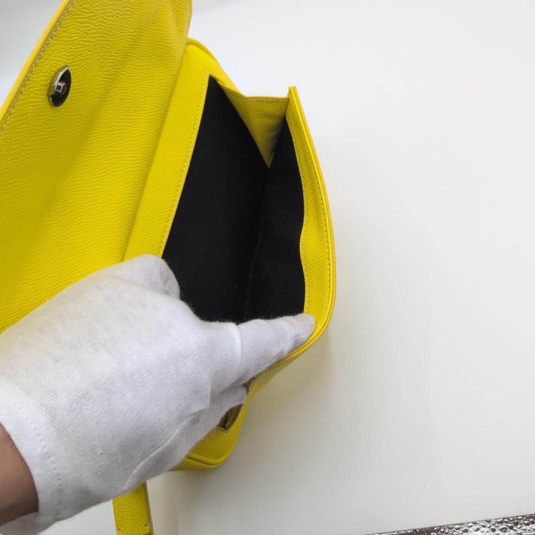 良品✨バーバリー ショルダーバッグ クロスボディバッグ レザー イエロー GR