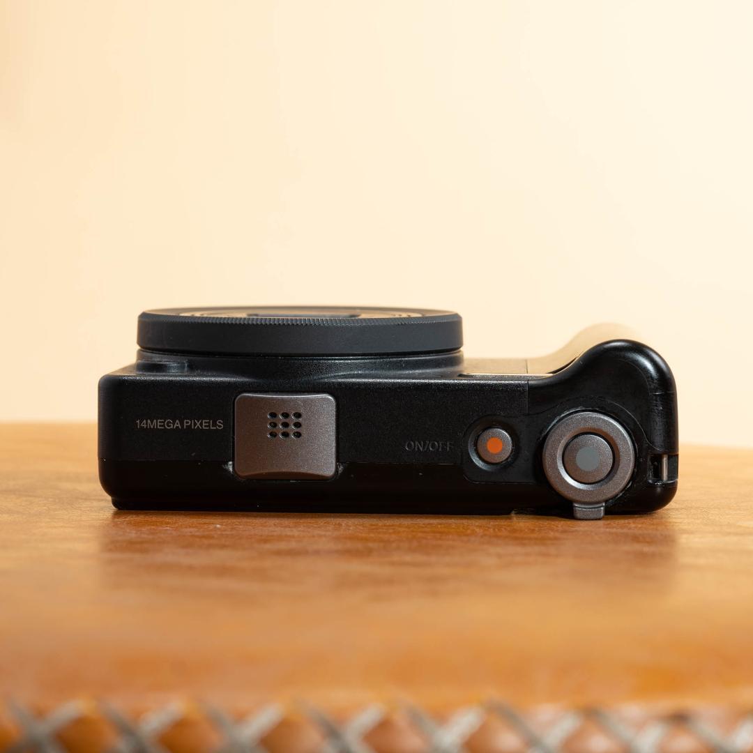 【可愛いすぎるコンデジ】PENTAX optio RZ10 ブラック