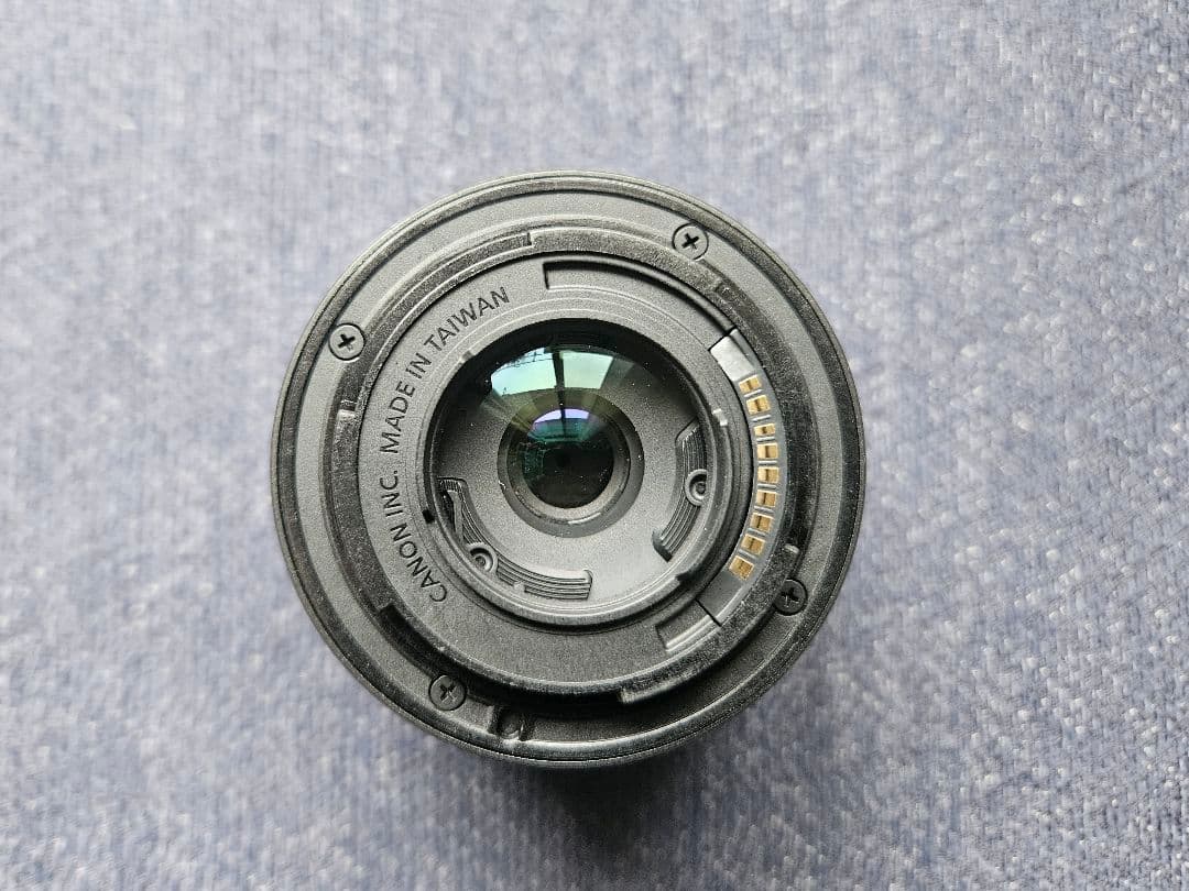 Canon EOS Kiss M EF-M18-150 レンズキット ブラック