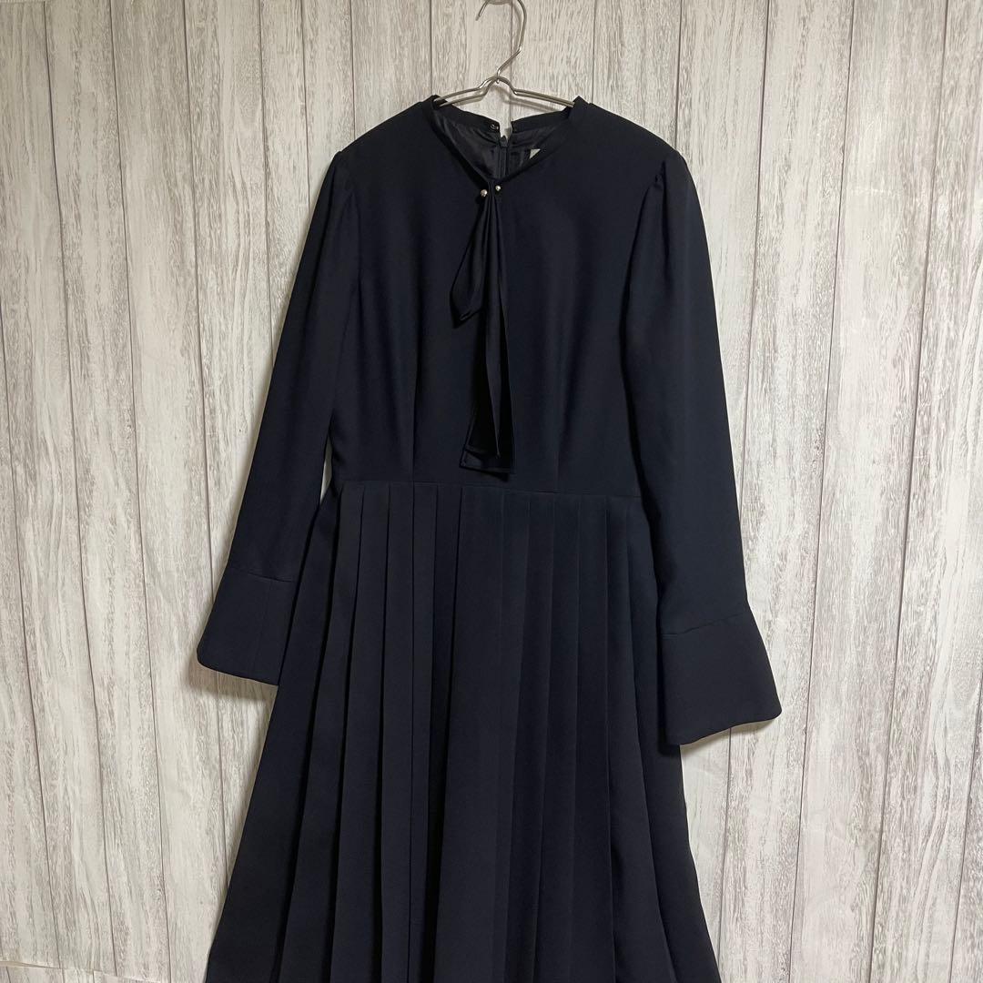 おりばー　セルフォード ボウタイプリーツ ワンピース リボン ネイビー