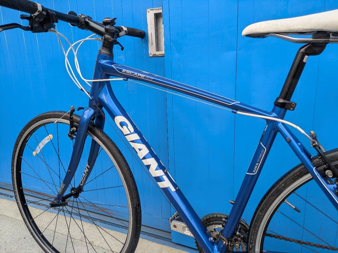 美品 GIANT ESCAPE R3 GIANT 平日東郷引き取り専用