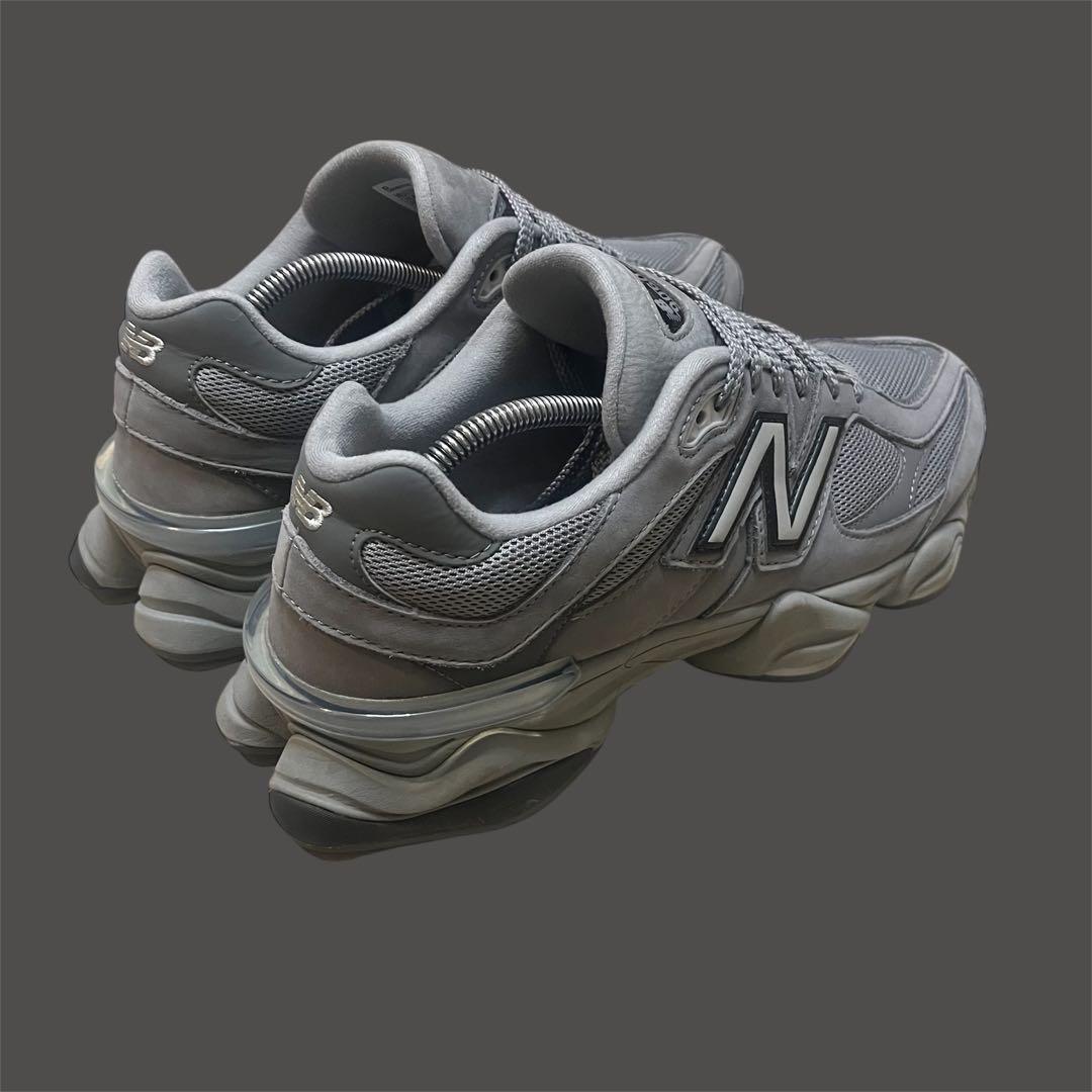 【美品】new balance 9060 ZGB 完売モデル