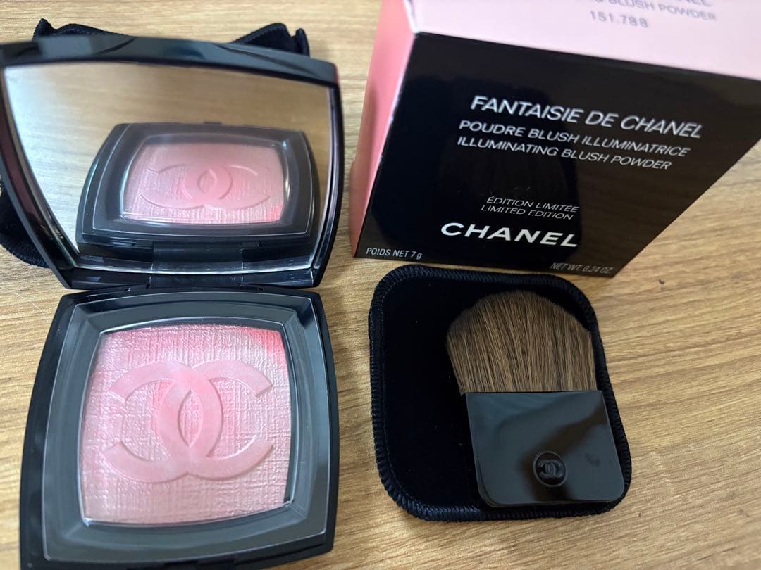 CHANEL チーク　ファンテジードゥ 限定