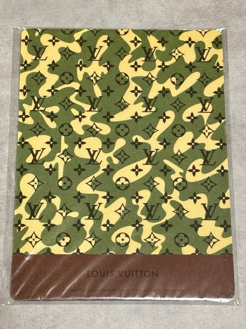 Louis Vuitton ルイ・ヴィトン 村上隆 コラボ マウスパッド 付録