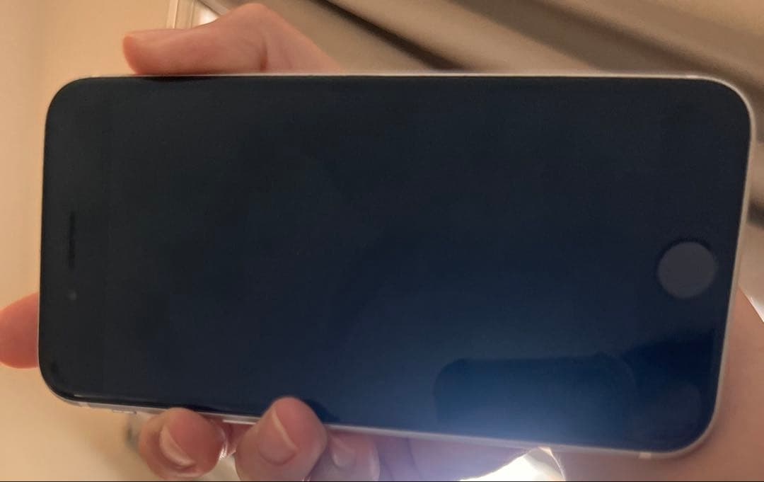 iPhone SE 第2世代（第2世代）64GB ホワイト